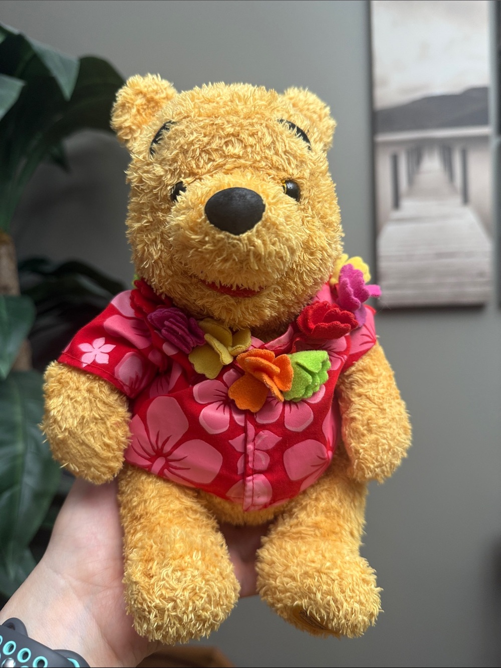 VTG Disney Store Exclusive Winnie Pooh Bear Plush Hawaiian Shirt Fluff Plushie